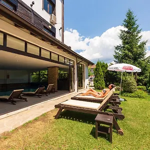 Hotel & Holidays - Free Parking Bansko